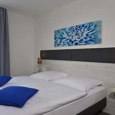 Elbert 3* Rheinböllen