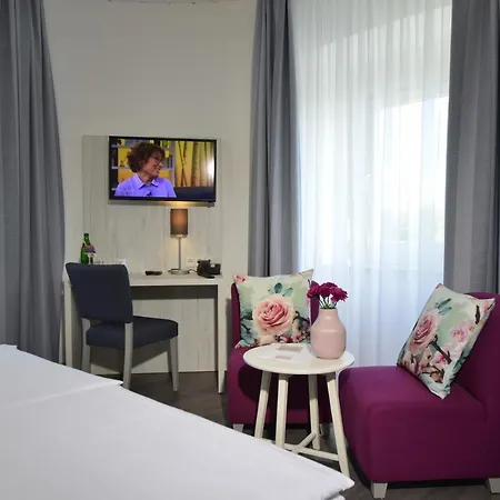 Elbert Otel Rheinböllen